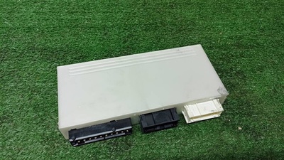 ywc000922 блок электронный Land Rover Range Rover III (LM) 2002-2012 2003