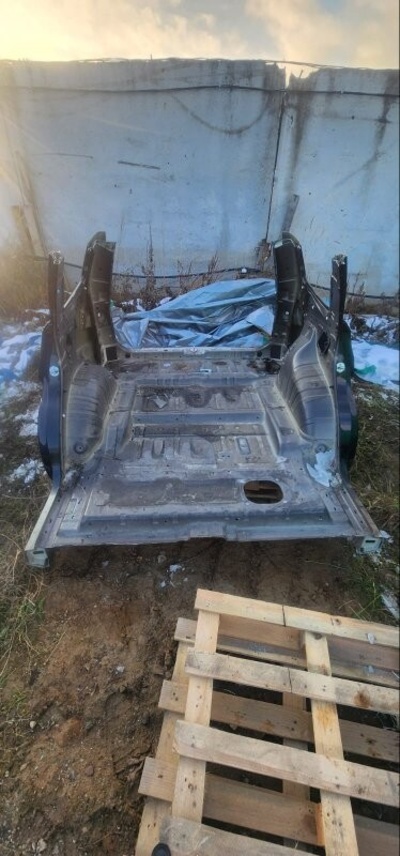 715042JA50 Кузов задняя часть Kia Mohave HM2 2021 , 715032JA50