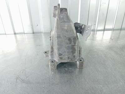 A2742233904 Кронштейн Mercedes C-class W204 2013 , , A2742234304, A2742234600, A2742234700, A2742234504, A2742234004, A2742230104