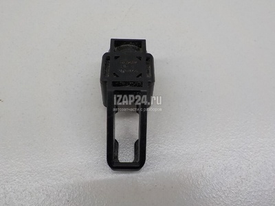 2384125040 Крепеж Toyota UX200 2018
