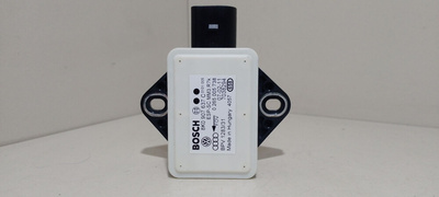 8K0907637C Датчик удара Audi A4 B8/8K 2011 BOSCH,