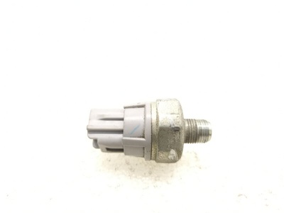 8353028020 Датчик давления масла ДВС Toyota Camry AVV50