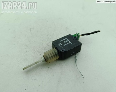 4B9962115 Активатор (привод) замка багажника Audi A6 C5 (1997-2005) 1998