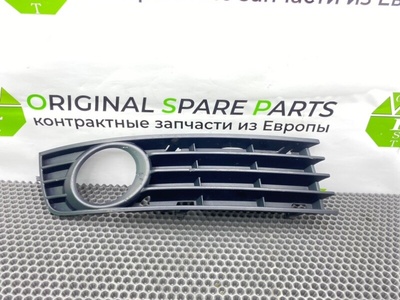 8E0807682A01C Решетка бампера Audi A4 B6 8E5 2003 , 8E0807682