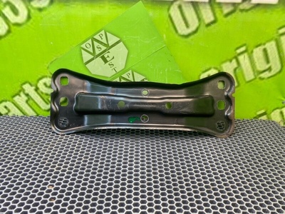 A2032420601 Кронштейн АКПП Mercedes-Benz C-Class W203 2002 , , A0019907436, N000000000276