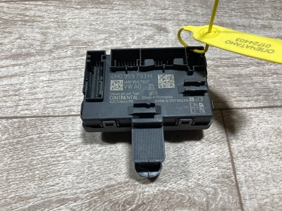 4M0959793H Блок управления двери передней левой Audi A4 B9 2017 ,4M0959793F