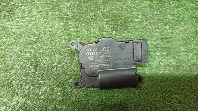 52411483 моторчик привода заслонок отопителя VW Touareg 2002-2010 2006