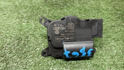 52411483 моторчик привода заслонок отопителя VW Touareg 2002-2010 2006