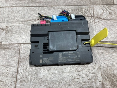 8W8907468F диагностический интерфейс Audi Q7 4M 2022 ,8W8907468E