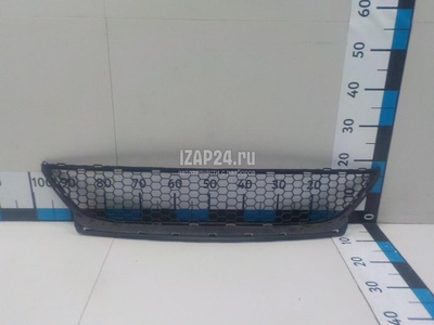 8200752803 Решетка в бампер центральная Renault Logan (2005 - 2014)
