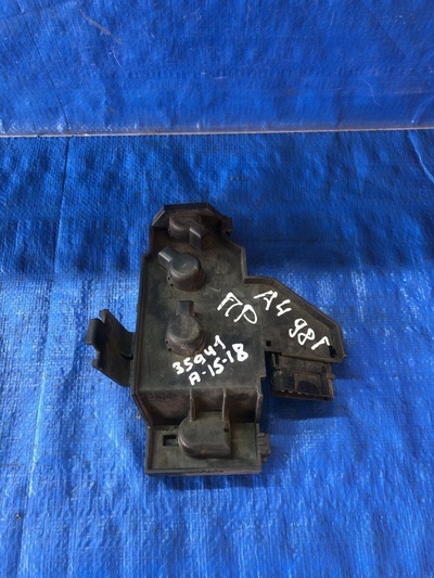 8D0945258D Плата фонаря заднего правого Audi A4 B5 (1994—1999) 8D2 8D 1998