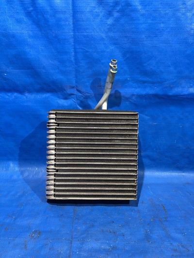 1J1820103C Испаритель кондиционера Skoda Octavia I (1996—2000) 1U2 1U5 A4 1U 1999