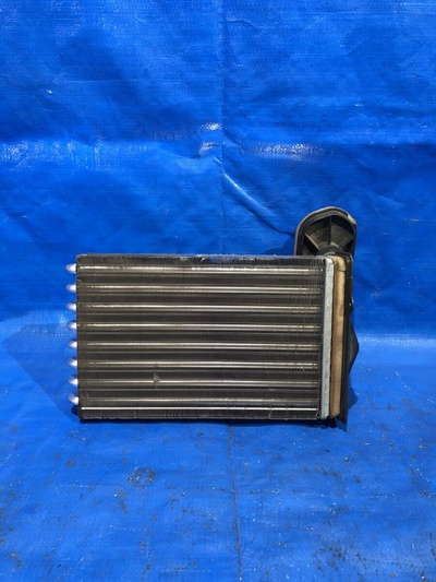 1J1819030A Радиатор отопителя (печки) Skoda Octavia I рестайлинг (2000—2011) 1U2 1U5 A4 1U 2001