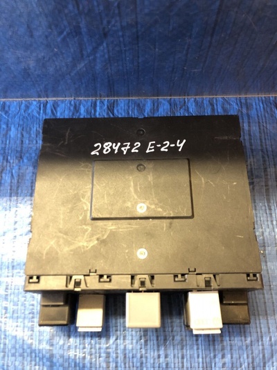 3C0937049D Блок предохранителей Volkswagen Jetta V (2005—2011) 1K 1K2 2006