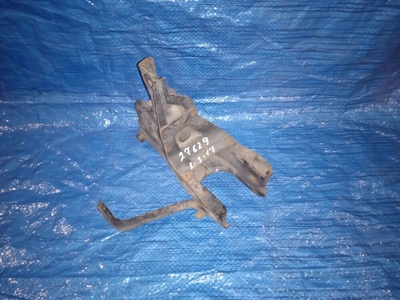 Кронштейн опоры КПП Honda Accord VI (1997—2002) CG CF CL CH 1 поколение