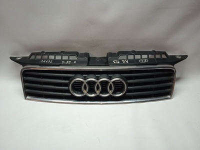 8P3853651 Решетка радиатора Audi A3 8P (2003—2005) 8P1 2003