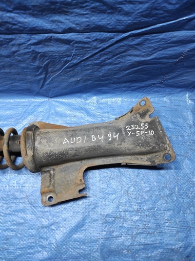 8A0512342C Опора заднего амортизатора правая Audi 80 B4 (1991—1996) 8C/B4