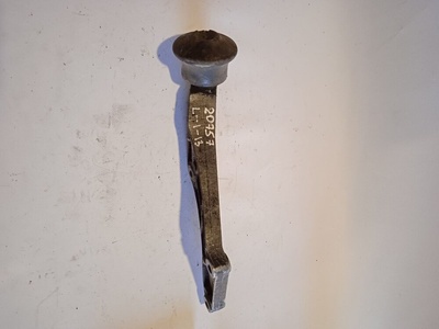 8D0199343L Кронштейн опоры двигателя Audi A4 B5 (1994—1999) 8D2 8D