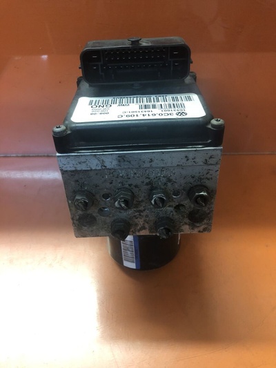 3C0614109C Блок (насос) ABS Volkswagen Passat B6 (2005—2010) 3C2 3C5 2008