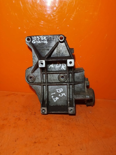 058260885C Кронштейн компрессора кондиционера Volkswagen Passat B5 (1996—2001) 3B 3B2 3B5