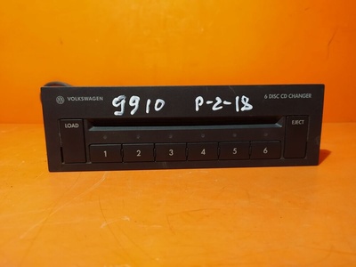 3B7035110 CD чейнджер компакт дисков Volkswagen Passat B5 (1996—2001) 3B 3B2 3B5