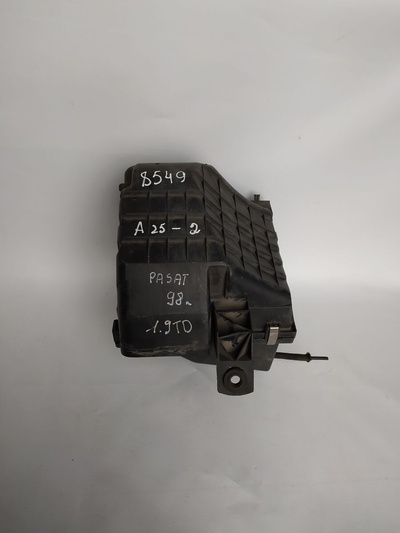8D0129607G Корпус воздушного фильтра Volkswagen Passat B5 (1996—2001) 3B 3B2 3B5
