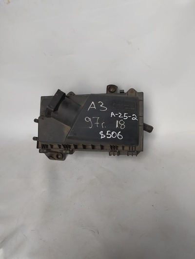 1J0129607K Корпус воздушного фильтра Audi A3 8L (1996—2000) 8L1