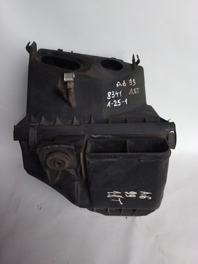 058133837R Корпус воздушного фильтра Audi A6 C5 (1997—2001) 4B2 4B4 C5