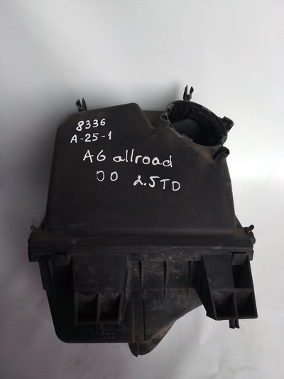 4B0133835K Корпус воздушного фильтра Audi A6 Allroad Quattro C5 (2000—2006) 4B