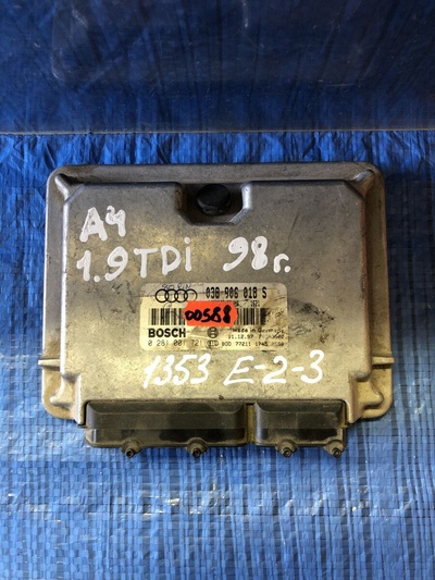 038906018S Блок управления двигателем Audi A4 B5 (1994—1999) 8D2 8D 1998