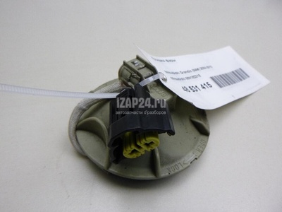 MN182318 Крышка фары Mitsubishi Grandis (NA#) (2004 - 2010)