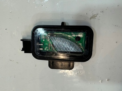 3G0945291A лампочка подсветка зеркала volkswagen passat b8