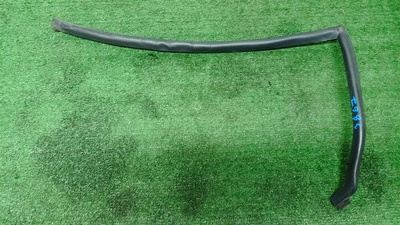 7L0839762D уплотнитель двери VW Touareg 2002-2010 2006