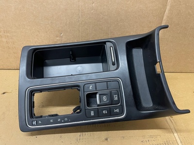 93600C5310 kia sorento iii рестайлинг панель центральная 93600 - c5310 переключатель тормоза