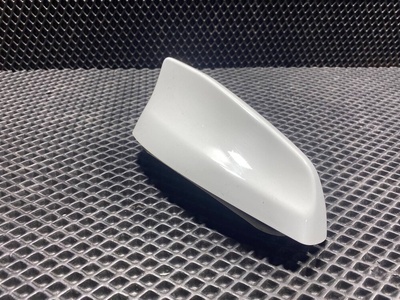 FW9319C089EB Антенна Jaguar XE X760 2016 ,C2D38128,C2D39513LML,C2D26866LML,C2D38132,C2D58338,LR070768,LR070769
