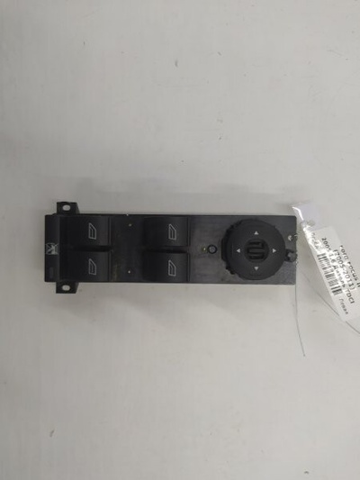 3M5T14A132AF Блок управления стеклоподъемниками Ford Focus II (2005-2011) 2005