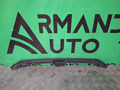 8W0823124 Уплотнитель капота Audi A4 5 B9 2015-нв , 4
