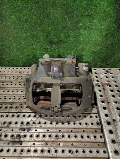 81508046510 Суппорт передний правый MAN TGX 2008