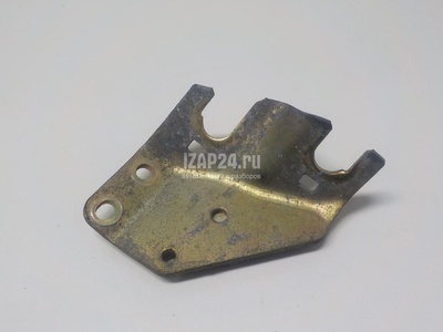 GJ6A46550 Кронштейн крепления троса КПП Mazda Mazda 6 (GG) (2002 - 2007)