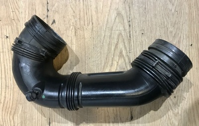 7L6129684G Патрубок ДМРВ Volkswagen Touareg I рестайлинг (2006—2010) , 7L6129684B