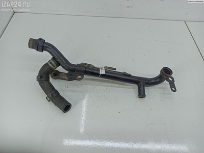 06D121065J Трубка охлаждающей жидкости металлическая Audi A4 B7 (2004-2008) 2005