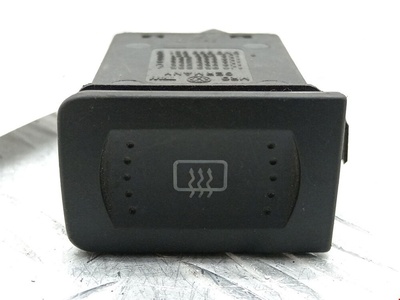1J0953235J Кнопка подогрева (обогрева) заднего стекла Volkswagen Golf 4 (1997-2004) 1997 ,01C