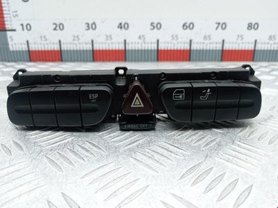 2038203710 Блок кнопок Mercedes C-Class (W203) (2000-2008) 2000 ,A2038215679