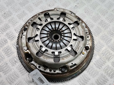 96MM6375AH Маховик (демпфер сцепления) Ford Fiesta 5 (2002-2008) 2004 ,1338922