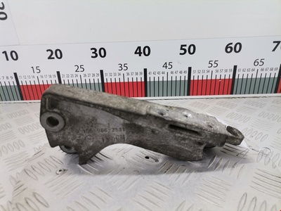91569862581 Кронштейн (крепление) двигателя (лапа крепления) Opel Zafira A (1999-2006) 2002 ,9156986