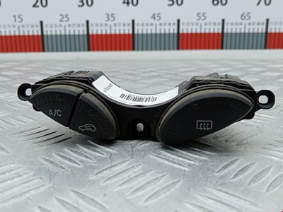 98AG15A945BF Кнопка подогрева (обогрева) заднего стекла Ford Focus 1 (1998-2005) 1999 ,1108367