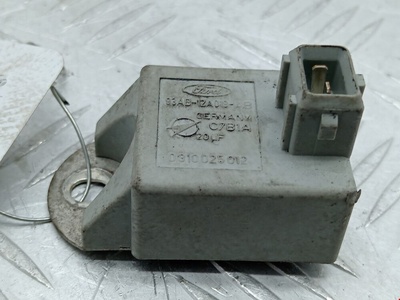 93AB12A019AB Коммутатор зажигания Ford Focus 1 (1998-2005) 1999 ,1036391