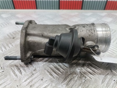 4B0145950C Заслонка дроссельная Audi A6 C5 (1997-2005) 2002 ,4B0145950
