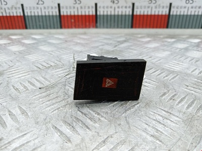 09147906 Кнопка аварийной сигнализации Opel Omega B (1994-2004) 2002 ,9138057