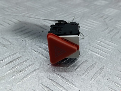 6Y0953235 Кнопка аварийной сигнализации Skoda Fabia 1 (1999-2007) 2000 ,300